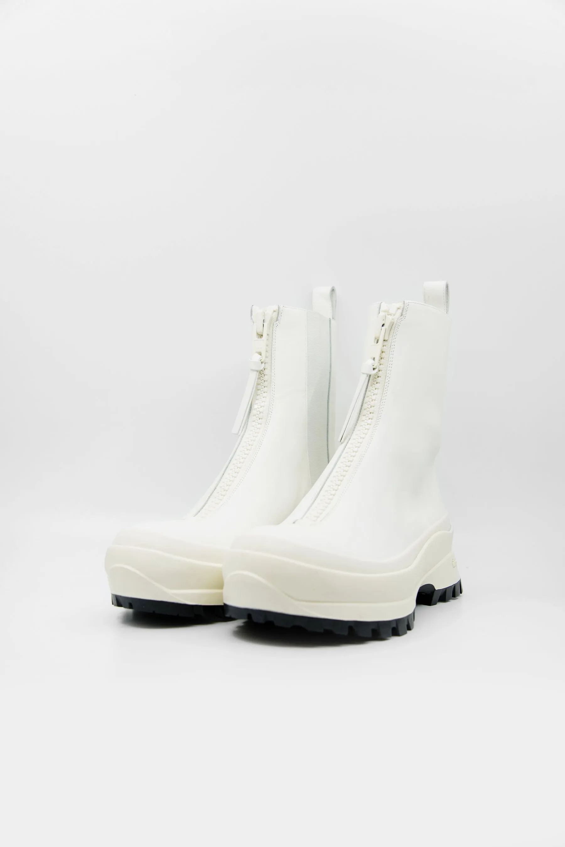 Boston Zip Boot Off-White