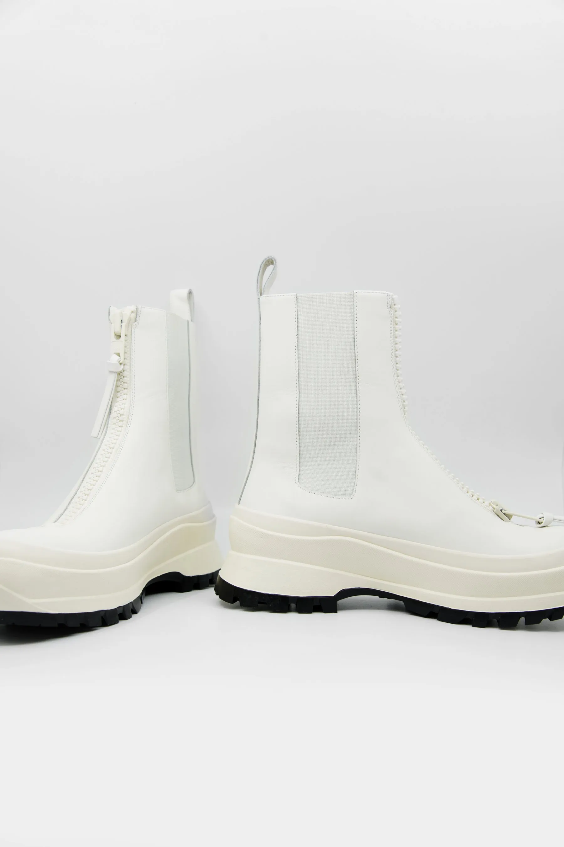 Boston Zip Boot Off-White