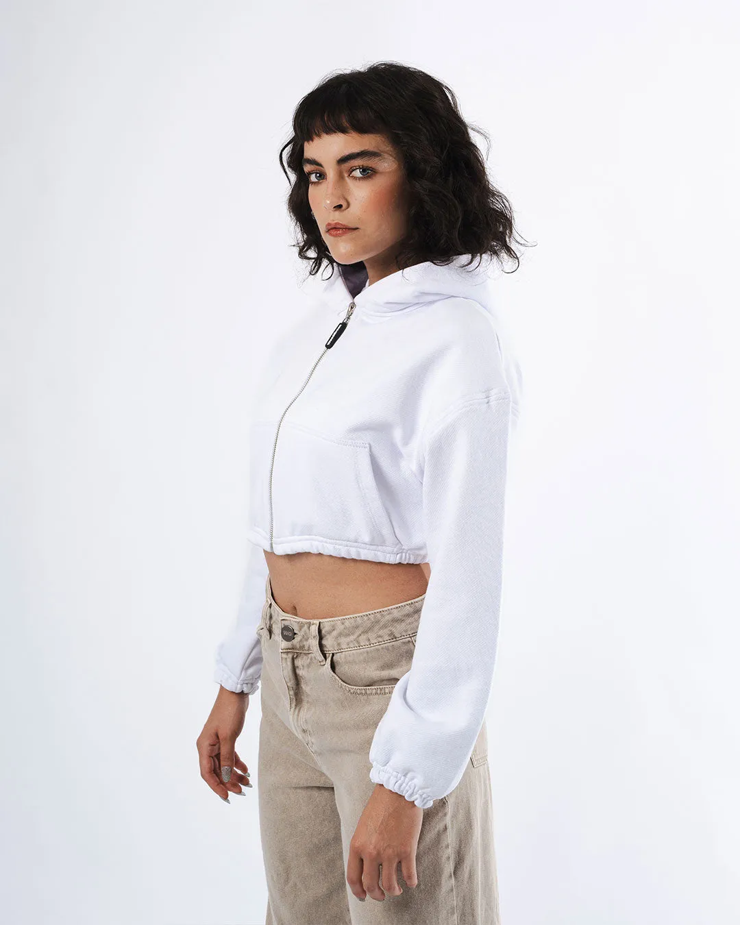 HOODIE CROP ENRESORTADO BLANCO