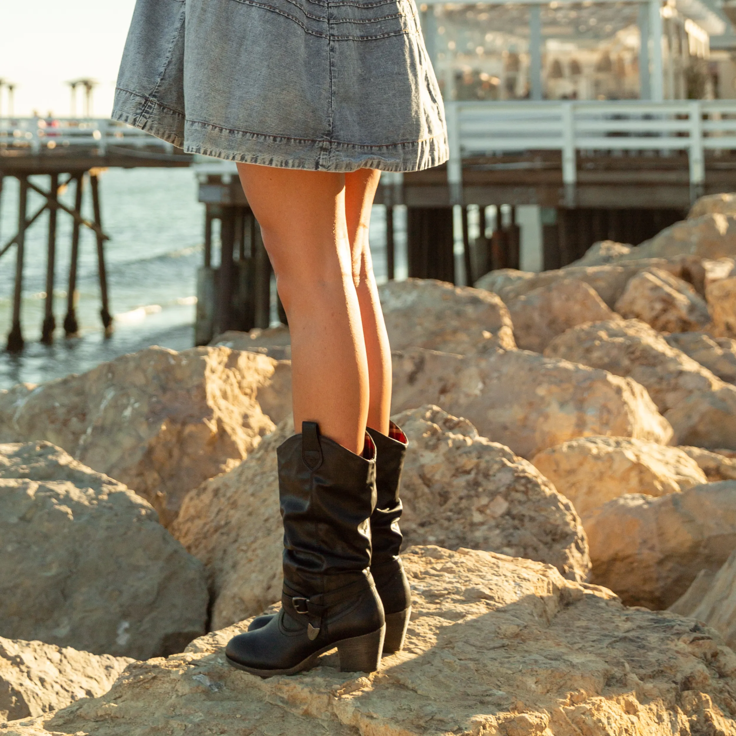 Sidestep Black Western Boot