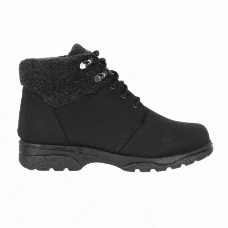 Women's Trek Hiker Boot Black-black